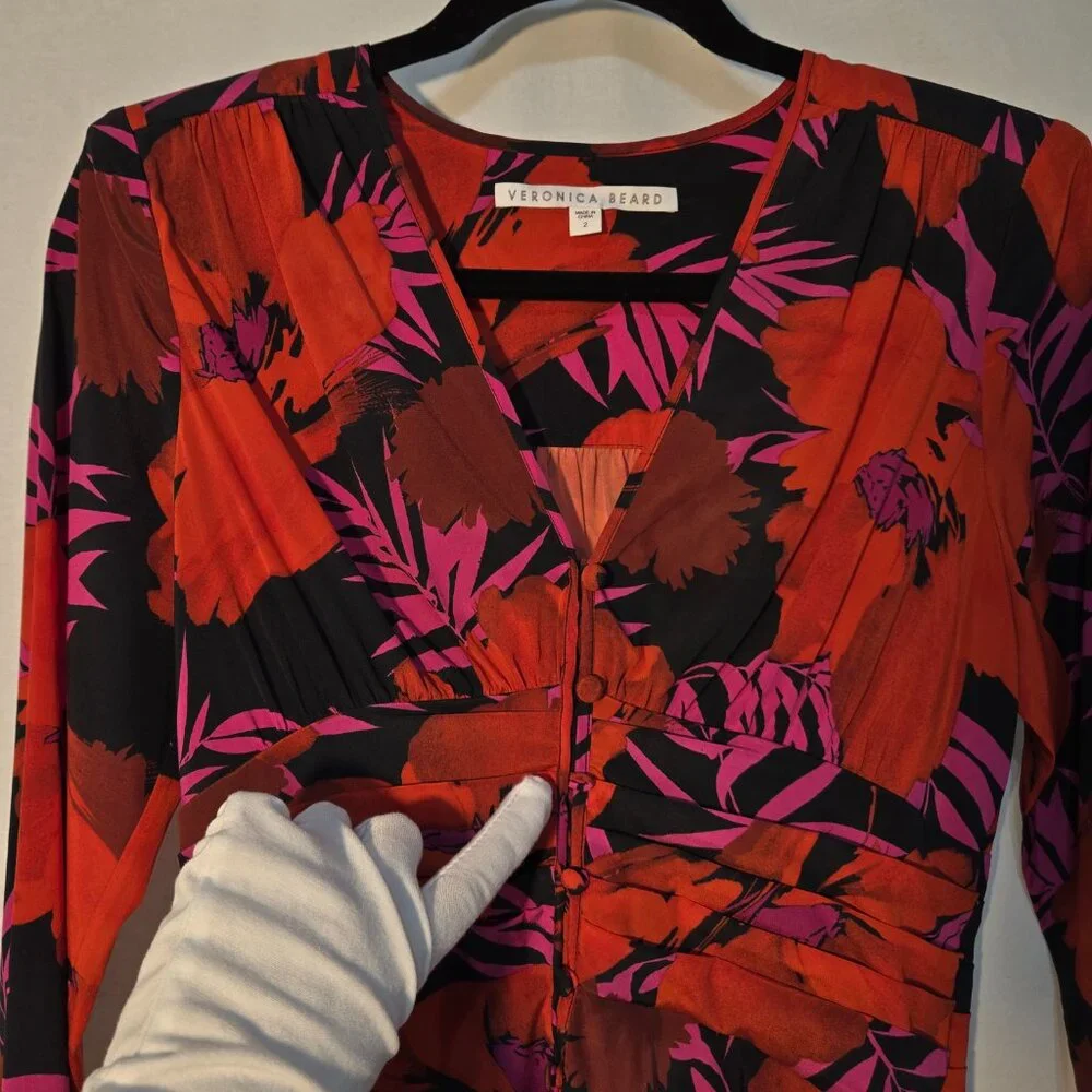 VERONICA BEARD Old Money Y2K Pevero Red Floral Stretch Silk Babydoll Top Size 2. - Picture 5 of 17